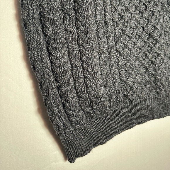 Aran Woollen Mills 100% Merino Wool Sweater Vest | Made in Ireland | Size L - Picture 2 of 6